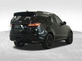 Used 2024 Land Rover Discovery Dynamic SE image 5