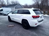 Used 2017 Jeep Grand Cherokee Altitude image 5