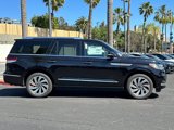 Used 2023 Lincoln Navigator Reserve image 3