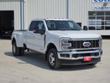 New 2025 Ford F350 Lariat image 2