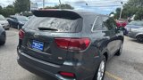 Used 2020 Kia Sorento LX image 5
