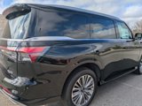 New 2025 INFINITI QX80 Luxe image 2