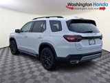 New 2025 Honda Pilot Touring image 5