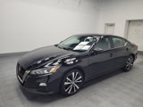 Used 2022 Nissan Altima 2.5 SR image 2
