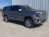 Used 2022 GMC Yukon XL Denali w/ Denali Premium Package image 3