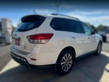 Used 2016 Nissan Pathfinder SV image 5