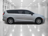 New 2025 Chrysler Pacifica Select image 2