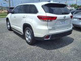 Used 2018 Toyota Highlander Limited image 2