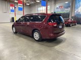 Used 2021 Chrysler Voyager Lxi image 3