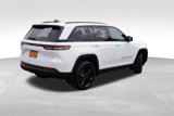 Certified 2024 Jeep Grand Cherokee Altitude image 6