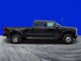 New 2025 Ford F350 Platinum w/ FX4 Off-Road Package image 2