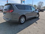 New 2025 Chrysler Pacifica Select image 4