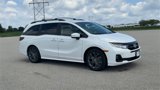 New 2025 Honda Odyssey Touring image 2
