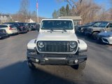 Used 2024 Jeep Gladiator Sport image 3