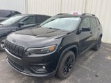 Used 2023 Jeep Cherokee Altitude Lux image 3
