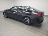 Used 2023 Nissan Altima 2.5 SV image 3