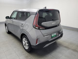 Used 2023 Kia Soul LX w/ LX Technology Package image 5