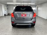Used 2020 Chevrolet Trax LT w/ LT Convenience Package image 5