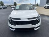 Used 2024 Kia Sportage LX image 3