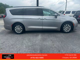Used 2017 Chrysler Pacifica Touring-L image 3