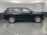 New 2025 Mitsubishi Outlander ES image 6