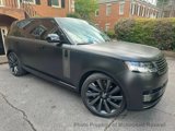 Used 2025 Land Rover Range Rover SV image 2