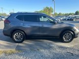 Used 2017 Nissan Rogue SV w/ SV Premium Package image 6
