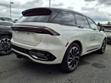 New 2025 Lincoln Nautilus Reserve image 3