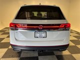 Certified 2024 Volkswagen Atlas SE image 4