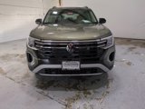 New 2025 Volkswagen Atlas Peak Edition SE image 2
