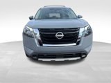 New 2025 Nissan Pathfinder Platinum image 4