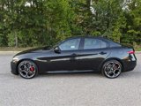 Certified 2023 Alfa Romeo Giulia Veloce image 2