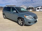 Used 2009 Volkswagen Routan SE image 6