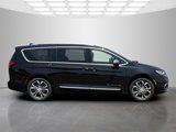 New 2025 Chrysler Pacifica Pinnacle image 2
