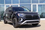 New 2025 Volkswagen Atlas Peak Edition SE image 2
