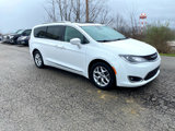 Used 2019 Chrysler Pacifica Touring-L Plus w/ Advanced Safetytec Group image 3