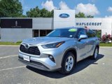 Used 2023 Toyota Highlander LE image 2