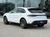 Certified 2025 Porsche Macan image 3