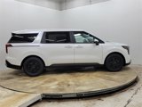 New 2025 Kia Carnival image 4