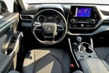 Used 2024 Toyota Highlander LE image 5