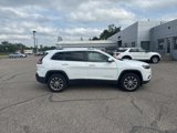 Used 2019 Jeep Cherokee Latitude Plus image 4