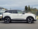 New 2025 Nissan Kicks SR image 4