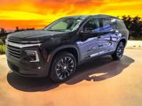 New 2025 Chevrolet Traverse LT w/ Sun and Wheel Package image 4