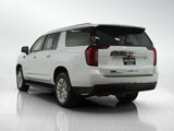 Used 2024 GMC Yukon XL SLT image 3