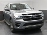 Used 2023 Ford Expedition Limited image 2