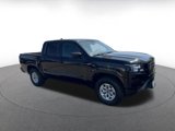 Used 2024 Nissan Frontier SV image 2