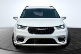Used 2022 Chrysler Pacifica Touring-L image 2