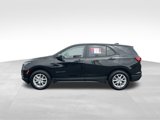 Used 2023 Chevrolet Equinox LS w/ LS Convenience Package image 2