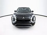 New 2025 Mitsubishi Outlander SE image 2
