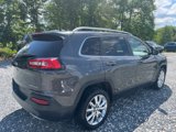 Used 2016 Jeep Cherokee Limited image 5
